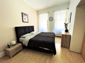  Viktorija City Center Apartment  Любляна